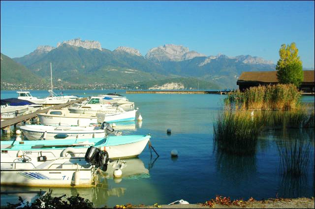 une_vue_du_lac.jpg